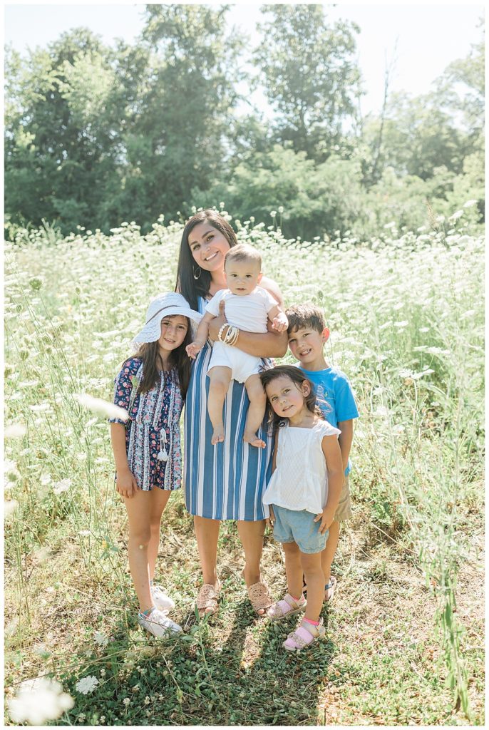 Family photos in the Knoxville Sunflower Field at TWRA