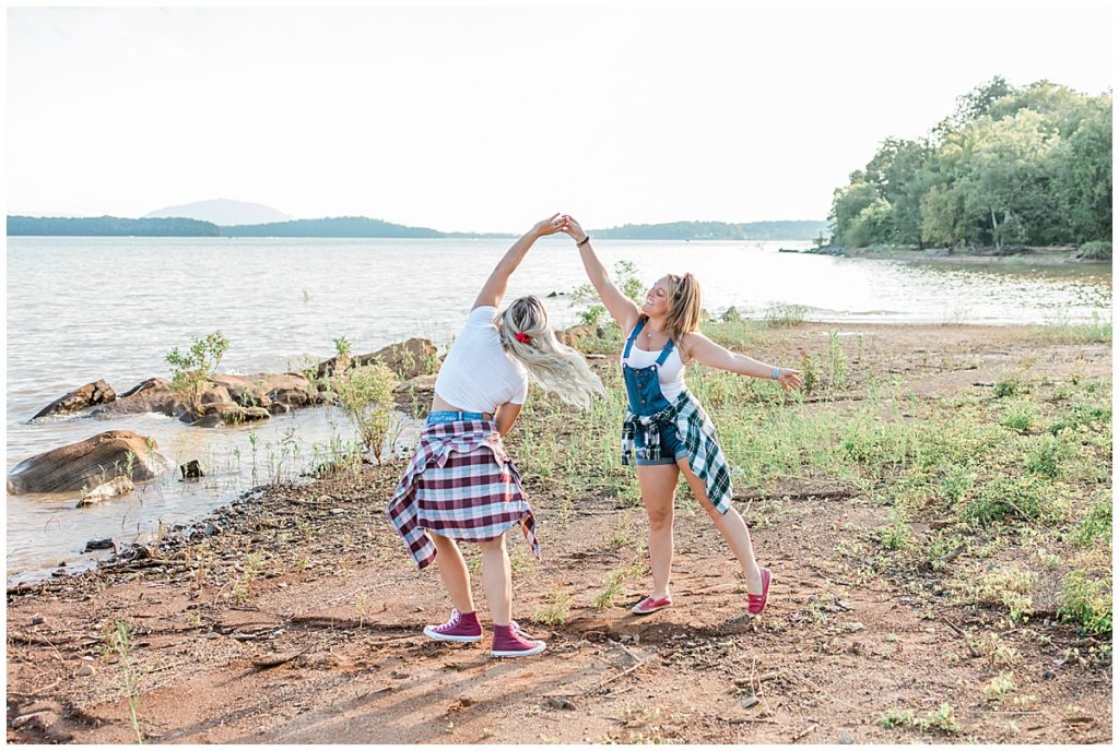 Flannel, Mountains, Lake, Converse, Muddy bestie session