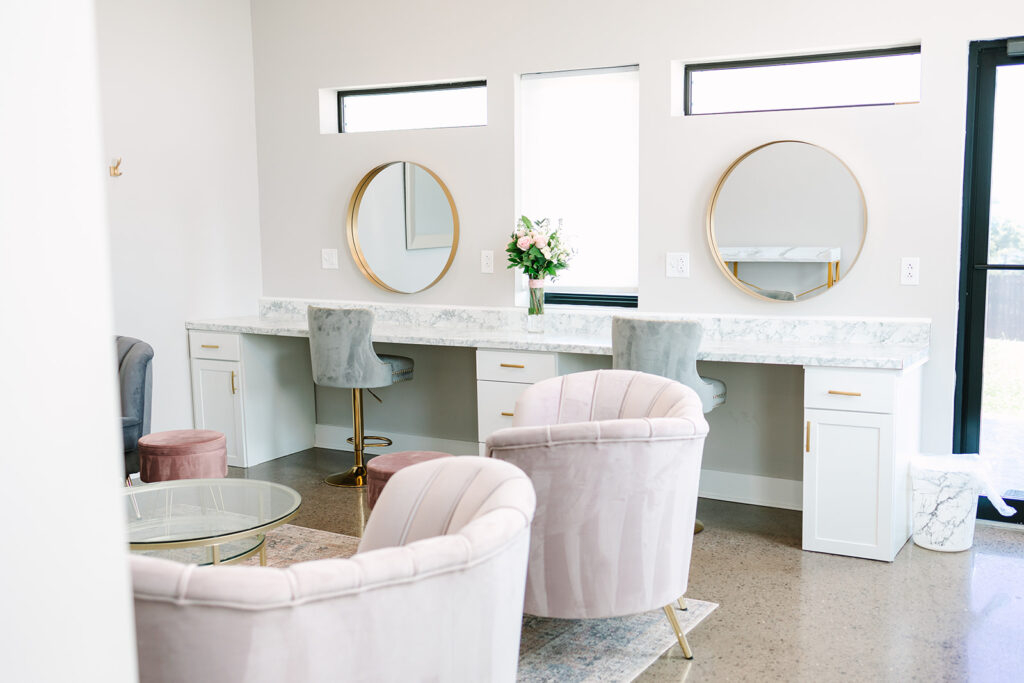 the bridal suite at andersonville wedding venue