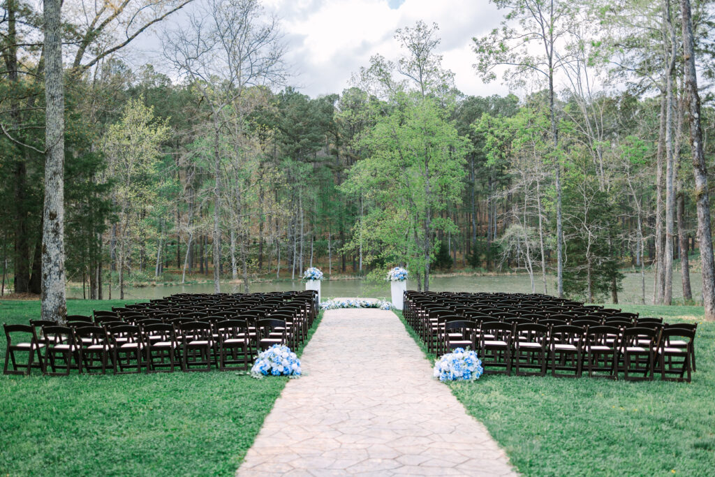 ceremony space at hidden springs venue in chattanooga tennessee overlooking the pond in April